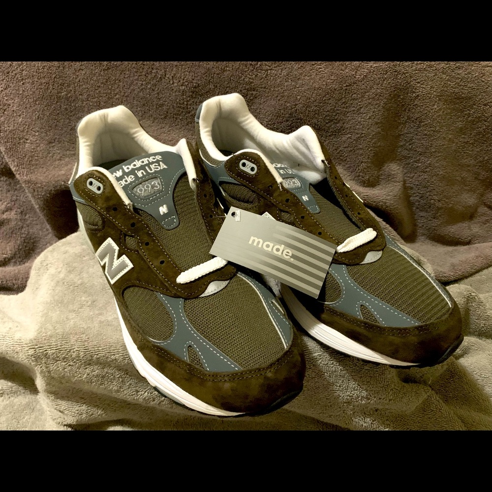 New Balance 993 sneakers. Brand new in box, never worn.